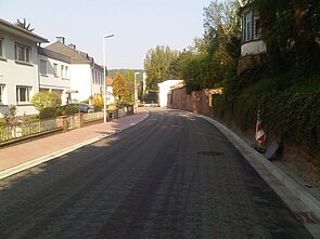 Erneuerung Asphalt Straßenbau